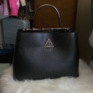 Loungefly Harry Potter shoulder bag.